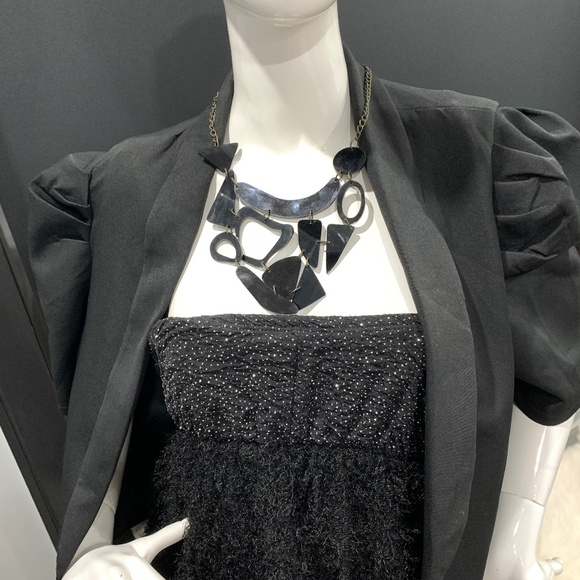 Black Geometric Statement Necklace Acrylic Abstract Bib Mod Art Jewelry - Picture 8 of 10